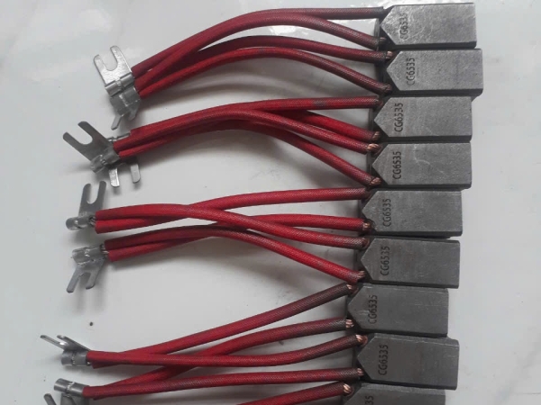 Chuyên gia tư vấn và cung cấp các loại chổi than chất lượng 